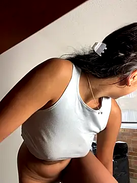 Sarahcutexoxox online show from 09/29/25, 07:51