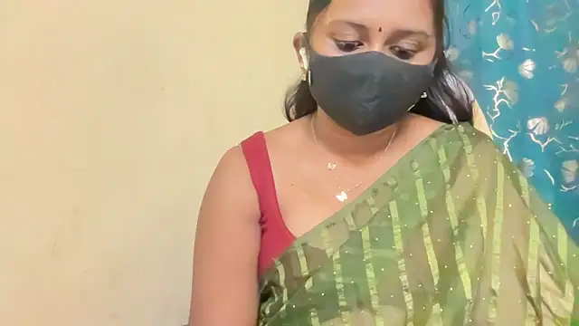 Snapshot of Pavani-Sexy chatting on 04/18/26, 05:28 Pavani-Sexy online show from 04/18/26, 05:28