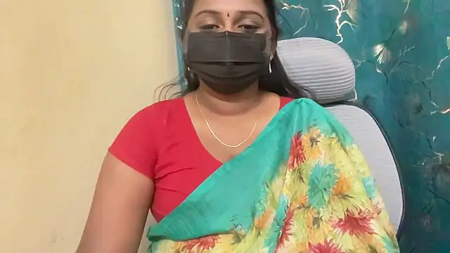 Snapshot of Pavani-Sexy chatting on 05/22/26, 06:02 Pavani-Sexy online show from 05/22/26, 06:02