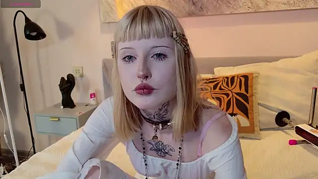 MilkMeSoftly online show from 06/11/26, 08:56