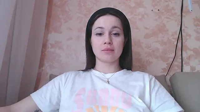 Snapshot of lustxSALLY chatting on 03/26/26, 11:05 lustxSALLY online show from 03/26/26, 11:05