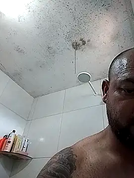 Snapshot of gsaboy chatting on 09/29/25, 11:48 gsaboy online show from 09/29/25, 11:48