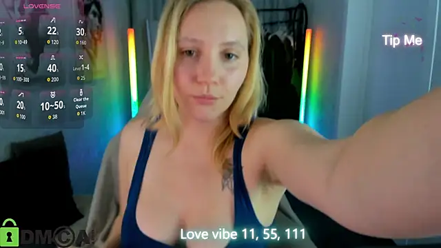 Snapshot of Anna_Chelsea chatting on 05/29/26, 01:03 Anna Chelsea online show from 05/29/26, 01:03