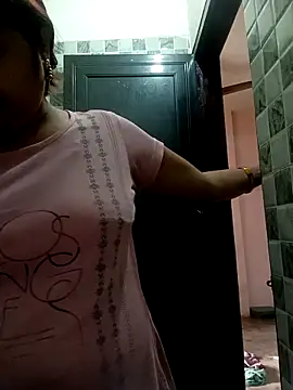 Trisha 71 online show from 11/20/25, 05:07