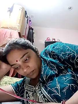 Snapshot of Trisha_71 chatting on 03/31/26, 12:27 Trisha 71 online show from 03/31/26, 12:27