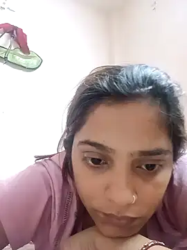 Snapshot of Trisha_71 chatting on 04/10/26, 05:56 Trisha 71 online show from 04/10/26, 05:56