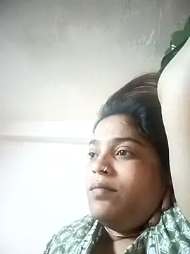 Snapshot of Trisha_71 chatting on 04/14/26, 06:52 Trisha 71 online show from 04/14/26, 06:52