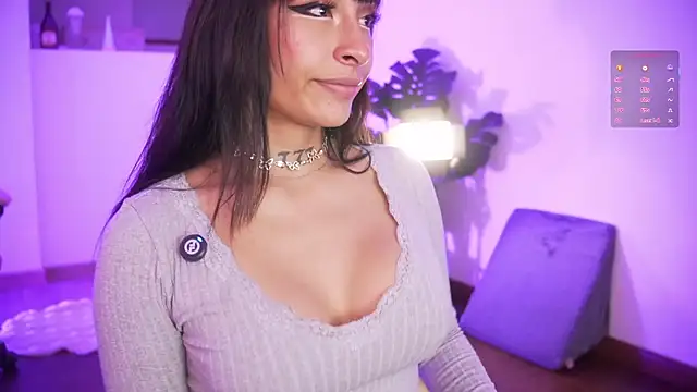 Snapshot of AnnieCouperr chatting on 03/18/26, 08:56 AnnieCouperr online show from 03/18/26, 08:56