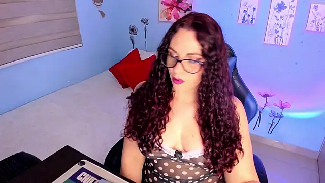 Nicky lucy m online show from 06/04/26, 01:33