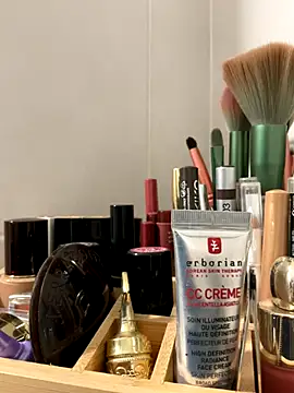 Snapshot of annacarlabgcam13 chatting on 11/06/25, 11:15 annacarlabgcam13 online show from 11/06/25, 11:15