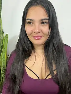 Snapshot of meli__brown chatting on 05/23/26, 07:13 meli brown online show from 05/23/26, 07:13
