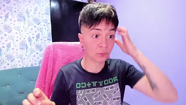  Hannah Hot online show from 10/26/25, 02:39