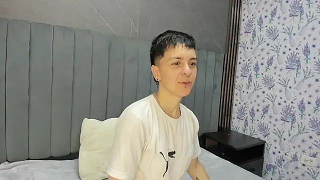  Hannah Hot online show from 12/01/25, 01:21