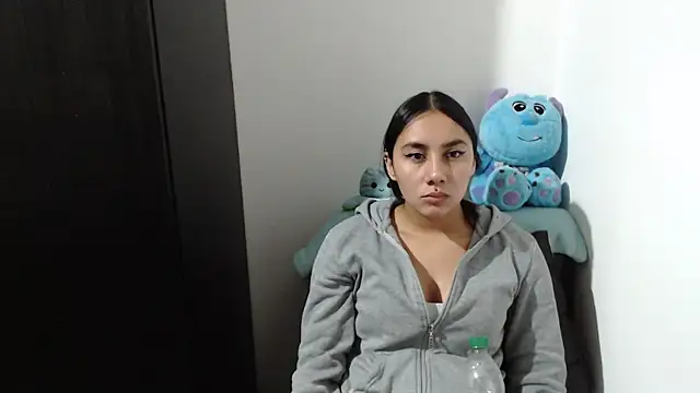 Stormyyy hot online show from 11/08/25, 01:39