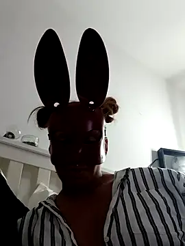 Snapshot of LightskinBumpa chatting on 10/04/25, 12:41 LightskinBumpa online show from 10/04/25, 12:41