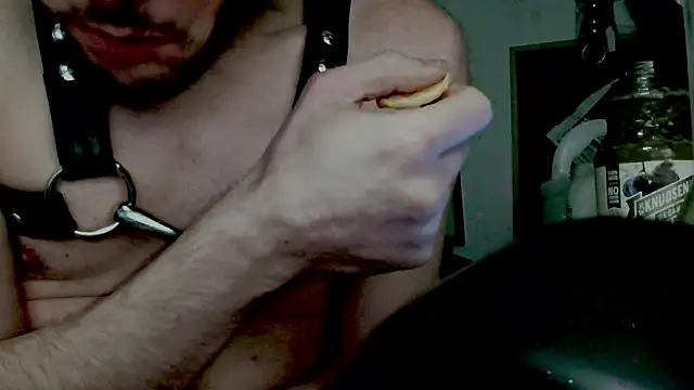 MasterDaddyCool online show from 09/25/25, 01:31