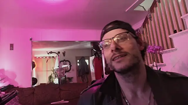 Snapshot of MasterDaddyCool chatting on 03/08/26, 06:55 MasterDaddyCool online show from 03/08/26, 06:55