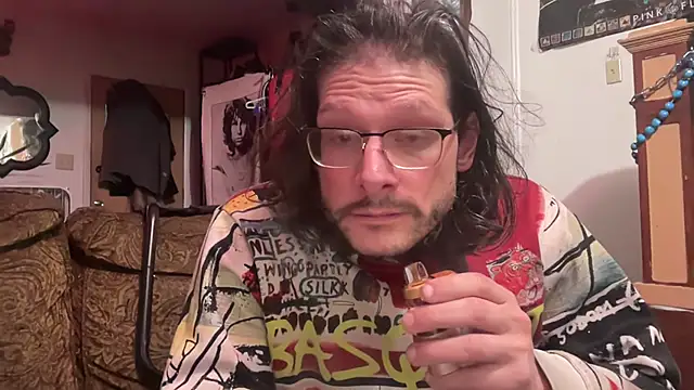 Snapshot of MasterDaddyCool chatting on 03/12/26, 11:11 MasterDaddyCool online show from 03/12/26, 11:11