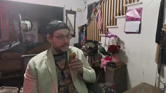 Snapshot of MasterDaddyCool chatting on 03/16/26, 03:23 MasterDaddyCool online show from 03/16/26, 03:23