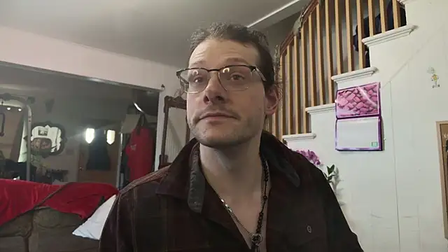 Snapshot of MasterDaddyCool chatting on 03/26/26, 03:28 MasterDaddyCool online show from 03/26/26, 03:28