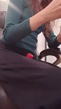 AnneNay online show from 11/13/25, 09:47