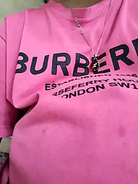 Snapshot of sugaviolet168 chatting on 04/05/26, 06:32 sugaviolet168 online show from 04/05/26, 06:32