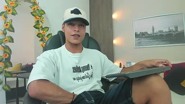 Ricky Owens1 online show from 11/25/25, 07:25