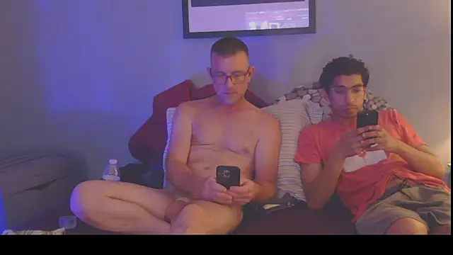 Snapshot of NWBuilt chatting on 09/21/25, 06:15 NWBuilt online show from 09/21/25, 06:15