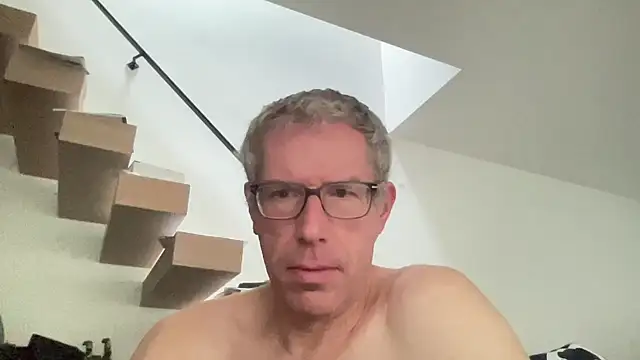 choupipat1 online show from 09/10/25, 06:02