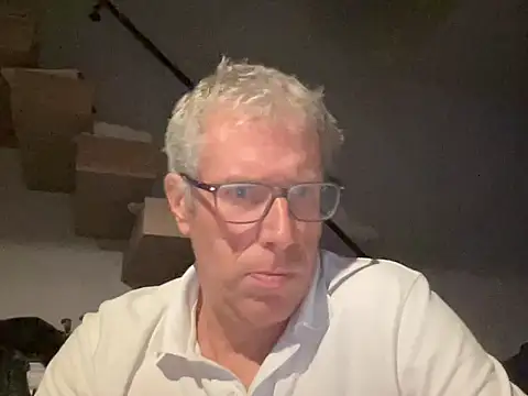 choupipat1 online show from 09/10/25, 08:31