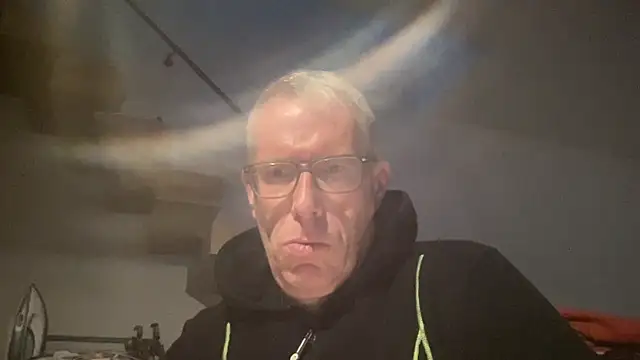 choupipat1 online show from 10/01/25, 05:35