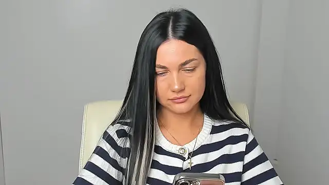 Lune Moon online show from 11/20/25, 07:08