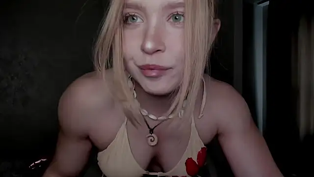 Snapshot of VanillaLivitski chatting on 09/21/25, 11:23 VanillaLivitski online show from 09/21/25, 11:23