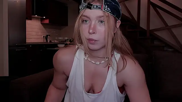 Snapshot of VanillaLivitski chatting on 10/10/25, 11:09 VanillaLivitski online show from 10/10/25, 11:09