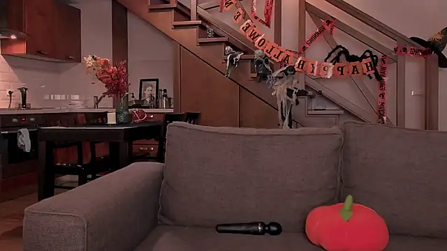 Snapshot of VanillaLivitski chatting on 10/29/25, 01:35 VanillaLivitski online show from 10/29/25, 01:35