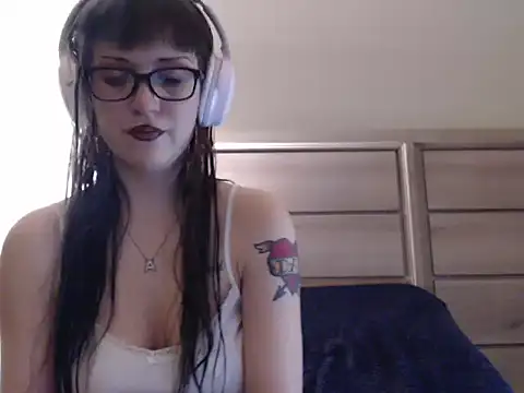 Snapshot of certifiedratchet chatting on 04/16/26, 02:01 certifiedratchet online show from 04/16/26, 02:01