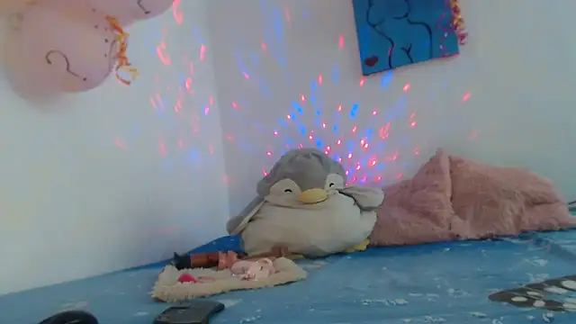 Victoria new online show from 11/11/25, 07:03