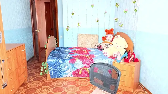 Audrey Aura online show from 09/27/25, 05:01