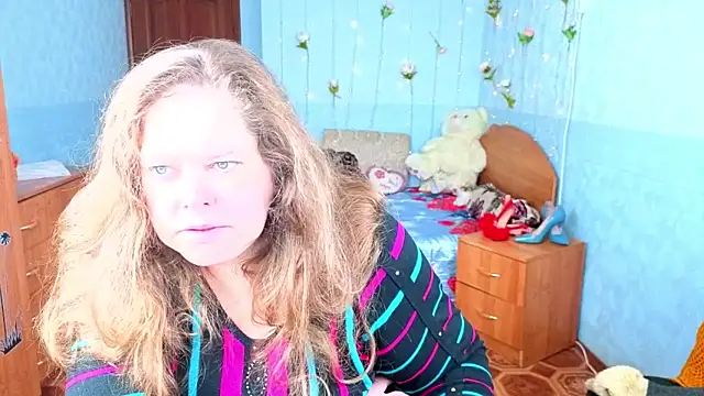 Audrey Aura online show from 10/23/25, 05:07