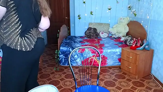 Audrey Aura online show from 10/27/25, 06:28