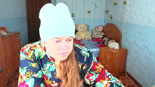 Audrey Aura online show from 11/04/25, 05:39