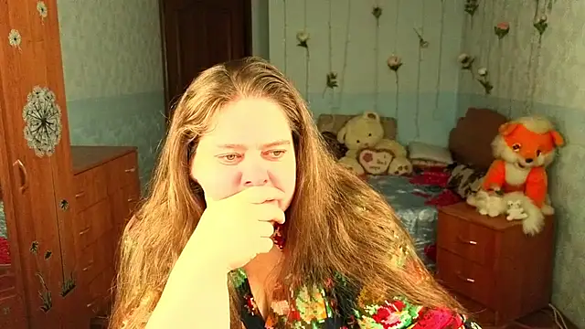 Audrey Aura online show from 11/11/25, 05:07