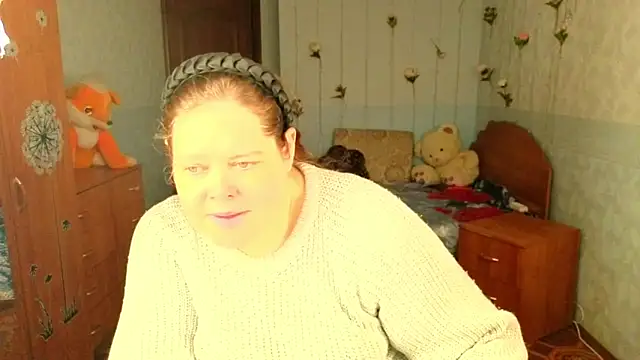 Audrey Aura online show from 11/25/25, 05:29