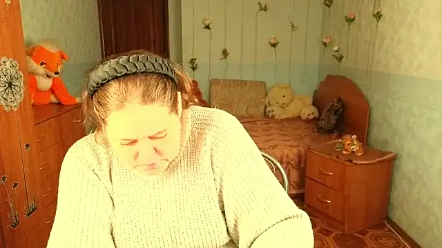 Audrey Aura online show from 12/15/25, 05:23