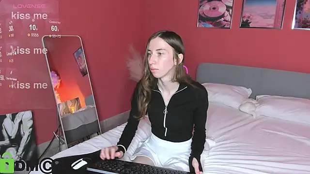 Lisbeth  Salander online show from 09/15/25, 02:44