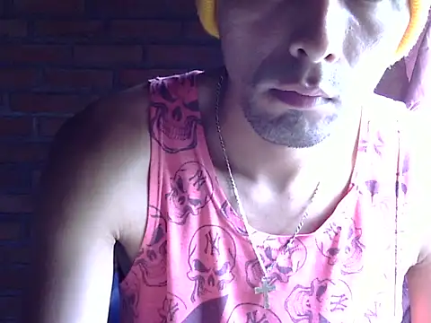 Boycumlatino online show from 01/07/26, 02:30