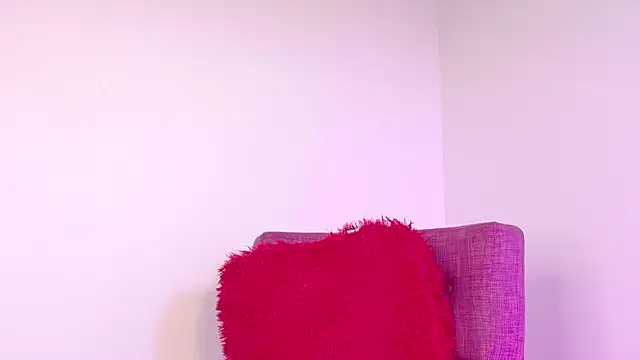 Snapshot of KITY_HILL chatting on 02/05/26, 03:00 KITY HILL online show from 02/05/26, 03:00