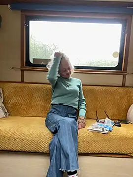 Snapshot of ladyboatlady chatting on 09/14/25, 02:38 ladyboatlady online show from 09/14/25, 02:38