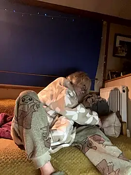 Snapshot of ladyboatlady chatting on 01/12/26, 06:51 ladyboatlady online show from 01/12/26, 06:51