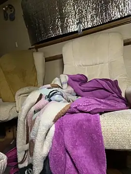 Snapshot of ladyboatlady chatting on 03/07/26, 07:11 ladyboatlady online show from 03/07/26, 07:11